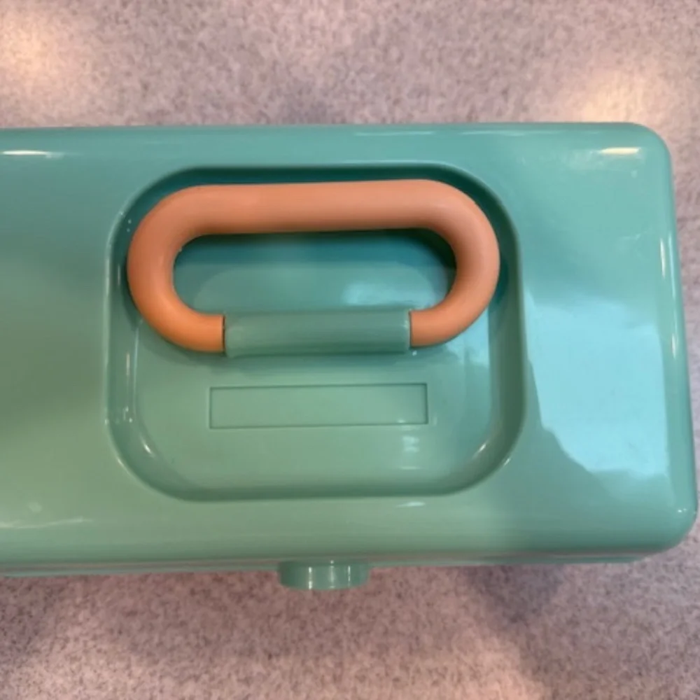 Caboodles Pretty in Petite Makeup Travel Case Seafoam Lavender Plastic Mini